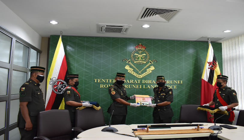 News Headlines - ROYAL BRUNEI LAND FORCE SERGEANT MAJOR HANDOVER