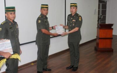 SCHOOL OF INFANTRY ROYAL BRUNEI LAND FORCE RECEIVES PERSONAL GIFT OF DATES IN CONJUNCTION WITH THE MONTH OF RAMADHAN 1444 HIJRAH