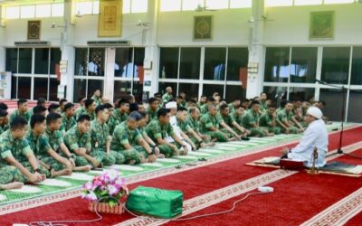 ROYAL BRUNEI LAND FORCE PERFORM MASS SOLAR ECLIPSE PRAYER