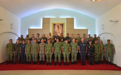 13th COMMAND AND STAFF COURSE VISITS ROYAL BRUNEI LAND FORCE