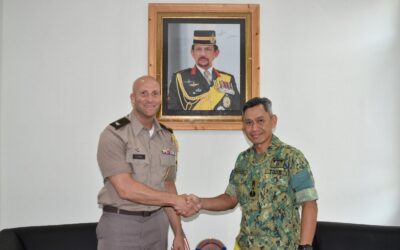 RBLF COMMANDER RECEIVES COURTESY CALL FROM COLONEL RUSS CORWIN, DEFENCE ATTACHE OF THE UNITED STATES OF AMERICA ACCRDITED TO BRUNEI DARUSSALAM