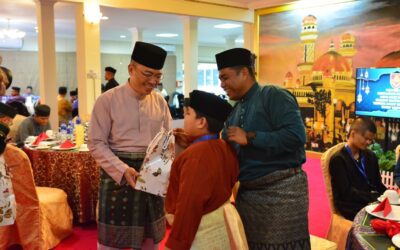 DONATION BRINGS CHEER TO SPECIAL NEEDS CHILDREN