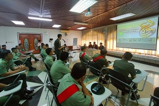 SUPPORT BATTALION ROYAL BRUNEI LAND FORCE VISITS ISLAMIC DAKWAH CENTRE AND EXHIBITION HALL