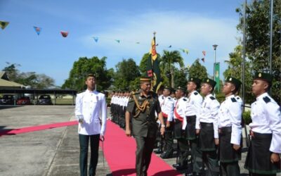 LAWATAN KERJA PEMERINTAH TENTERA DARAT DIRAJA BRUNEI KE BATALION KEDUA TENTERA DARAT DIRAJA BRUNEI