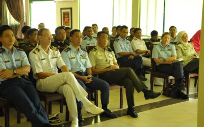 LAWATAN PESERTA KURSUS COMMAND AND STAFF COURSE KE TENTERA DARAT DIRAJA BRUNEI