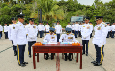 RETIREMENT GIFTS HANDOVER CEREMONY FOR RETIRED ROYAL BRUNEI LAND FORCE SENIOR NON-COMMISSIONED OFFICERS