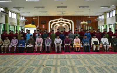 SECOND BATTALION ROYAL BRUNEI LAND FORCE HELD IFTAR WITH FORMER COMMANDING OFFICERS AND REGIMENT SERGEANT MAJORS