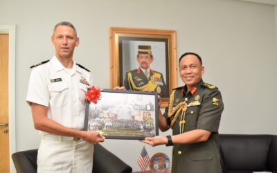 COMMANDER ROYAL BRUNEI LAND FORCE RECEIVED A FAREWELL AND INTRODUCTRORY CALL FROM THE CHIEF OF OFFICE DEFENCE COOPERATION, US EMBASSY