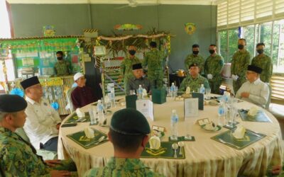 AIDILFITRI CELEBRATION WITH MINSTER OF DEFENCE II AT FORWARD OPERATING BASE PULAU BARU-BARU