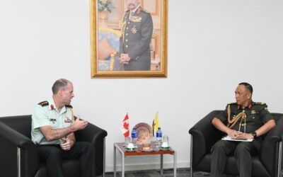 COMMANDER OF ROYAL BRUNEI LAND FORCE RECEIVES INTRODUCTORY CALL FROM CANADIAN DEFENCE ATTACHÉ ACCREDITED TO BRUNEI DARUSSALAM
