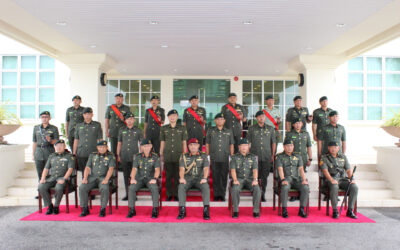 COMMANDER OF ROYAL BRUNEI LAND FORCE CONDUCTS WORKING VISIT TO THIRD BATTALION ROYAL BRUNEI LAND FORCE