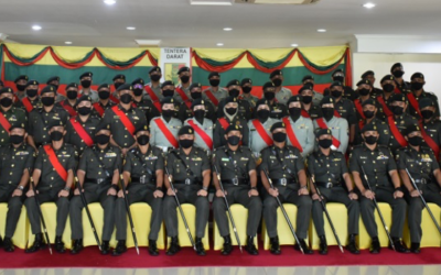 LAND FORCE SERGEANT MAJOR FAREWELL VISIT WITH RBLF PERSONNEL