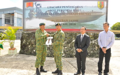 UPACARA PENYERAHAN BOT PERONDA KH-27 TENTERA DARAT DIRAJA BRUNEI