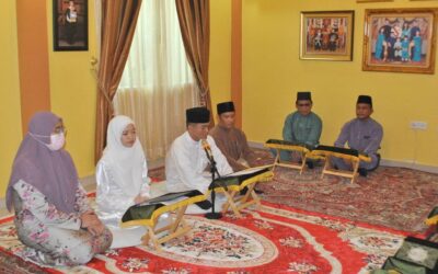SUPPORT BATTALION ROYAL BRUNEI LAND FORCE PERSONNEL PRIVATE SIMAUN BIN SIMA EMBRACES ISLAM