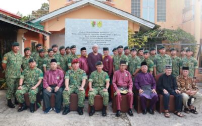 FIRST BATTALION ROYAL BRUNEI LAND FORCE HELD A CHARITY AID HANDOVER CEREMONY AT KAMPONG LUMAPAS