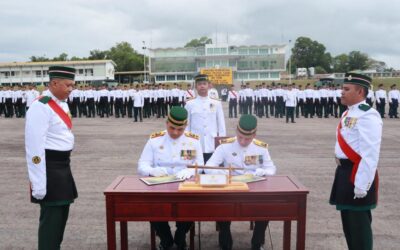 FIRST BATTALION ROYAL BRUNEI LAND FORCE HONOURED OUTGOING AND INCOMING COMMANDING OFFICER