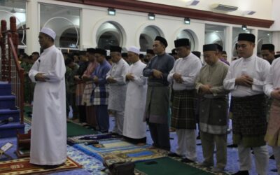 MAJLIS BERBUKA PUASA, SEMBAHYANG TERAWIH, WITIR DAN TEDARUS AL-QURAN BERSAMA YANG BERHORMAT MENTERI PERTAHANAN KEDUA