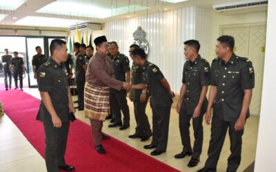 LUNCH WITH THE ACTING DISTRICT OFFICER, HEADS OF MUKIM AND HEAD OF VILLAGES OF BRUNEI-MUARA DISTRICT IN CONJUNCTION WITH THE ROYAL BRUNEI LAND FORCE’S 57th ANNIVERSARY