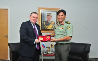 COMMANDER ROYAL BRUNEI LAND FORCE RECEIVED A FAREWELL COURTESY CALL FROM THE AMBASSADOR OF RUSSIA