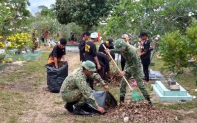 THIRD BATALLION ROYAL BRUNEI LAND FORCE HELD A CHARITY CLEANING CAMPAIGN IN AN-NAIM CEMETARY, KUALA BELAIT