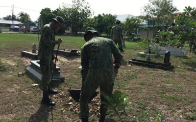 DELTA COMPANY OF SECOND BATTALION OF THE ROYAL BRUNEI LAND FORCE CONDUCTS CEMETERY CLEANING CAMPAIGN IN CONJUNCTION WITH THE 58TH ANNIVERSARY OF THE ROYAL BRUNEI ARMED FORCES
