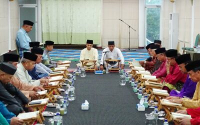 IFTAR WITH FORMER COMMANDING OFFICERS AND REGIMENT SERGEANT MAJORS OF SUPPORT BATTALION, ROYAL BRUNEI LAND FORCE