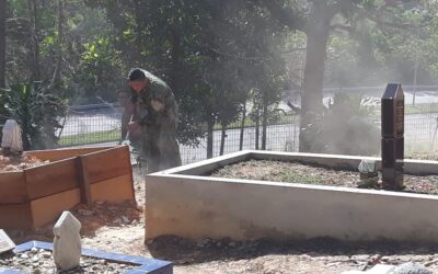 LOGISTIC DEPOT CSS RBLF CONDUCTED CLEANING CAMPAIGN AT KAMPUNG TERUNJING MUSLIM CEMETERY