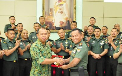 VISIT BY SESKOAD TA 2019 TO ROYAL BRUNEI LAND FORCE
