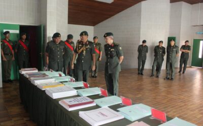 COMMANDER OF ROYAL BRUNEI LAND FORCE MEETS WITH PERSONNEL FROM COMBAT SERVICE SUPPORT