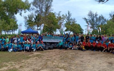 THIRD BATTALION ROYAL BRUNEI LAND FORCE INVOLVED IN BEACH CLEANING CAMPAIGN ACTIVITIES