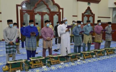 SECOND MINISTER OF DEFENCE GRACES  DIKIR MAULUD CELEBRATION AT LUMUT CAMP
