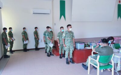 SECOND BATTALION, ROYAL BRUNEI LAND FORCE PERSONNEL BLEEDS FOR A GOOD CAUSE