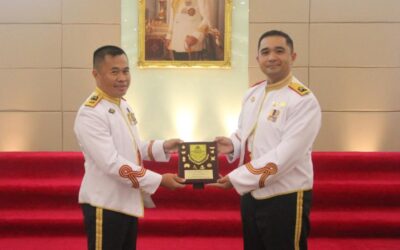 REGIMENTAL DINNER NIGHT FOR FORMER COMMANDING OFFICER OF FIRST BATTALION ROYAL BRUNEI LAND FORCE