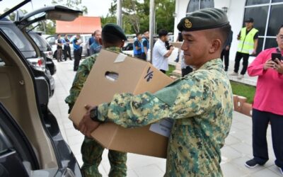 DISTRIBUTION OF GIFT FROM HIS MAJESTY SULTAN HAJI HASSANAL BOLKIAH MU’IZZADDIN WADDAULAH IBNU ALMARHUM SULTAN HAJI OMAR ‘ALI SAIFUDIEN SA’ADUL KHAIRI WADDIEN