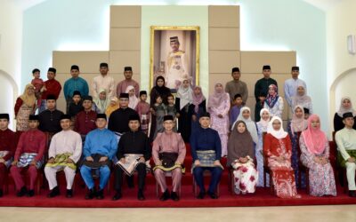 THE MEDICAL AND HEALTH SERVICES AND DENTAL SERVICES OF ROYAL BRUNEI LAND FORCE HELD IFTAR AND HANDING OVER OF DONATIONS TO ORPHANS AND CHILDREN WITH SPECIAL NEEDS