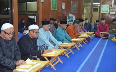FIRST BATTALION ROYAL BRUNEI LAND FORCE ORGANISED RELIGIOUS PROGRAMME FOR MINISTER OF DEFENCE II AT KG MENUNGGOL MOSQUE