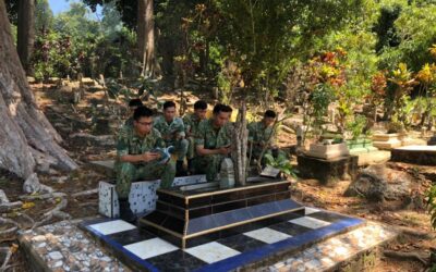 FIRST BATTALION ROYAL BRUNEI LAND FORCE CONDUCTED CLEANING CAMPAIGN AT BUANG KEPAYANG MUSLIM CEMETERY AND HANDOVER OF DONATIONS FOR ORPHANS AT KAMPONG MENUNGGOL