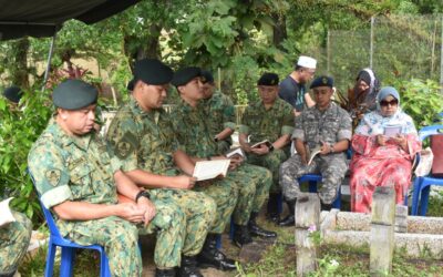 SECOND BATTALION ROYAL BRUNEI LAND FORCE CONDUCTED TAHLIL AND DOA ARWAH AT BUKIT BENDERA MUSLIM CEMETERY.