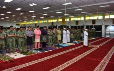 ​ROYAL BRUNEI LAND FORCE HELD HARI RAYA AIDILFITRI PRAYERS 1442 HIJRAH
