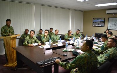 LAWATAN KERJA PEMERINTAH TENTERA DARAT DIRAJA BRUNEI KE BATALION PERTAMA TENTERA DARAT DIRAJA BRUNEI